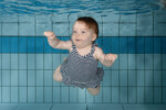 Baby onderwater